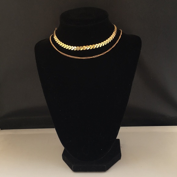 New! Gold Chevron Choker Necklace - Picture 6 of 9